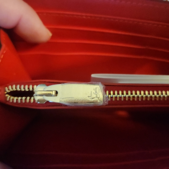 Authentic Louboutin Pannettone Wallet - Picture 7 of 14